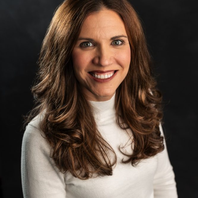 Holly-Borchers-Ellinger-APRN-CNP-2